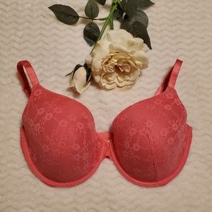 🍑"Perfect Coverage" Light T-Shirt
- CORAL